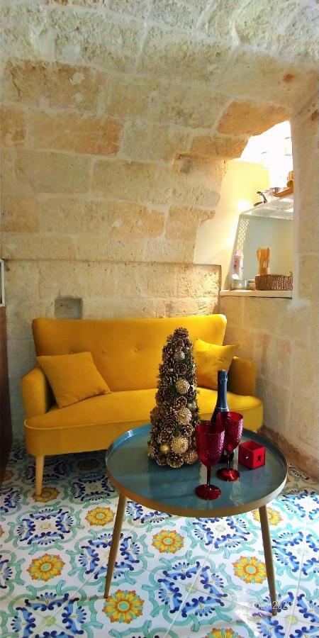 My Monopoli - Casa Dei Fiori Suite "Mimosa" Casa D'Epoca Exterior photo